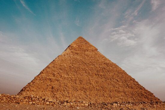 “Είναι Πυραμίδα;” Ο καλύτερος σύντομος τρόπος να απαντήσεις